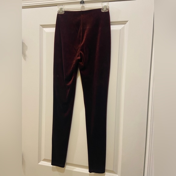 Like New! LC Lauren Conrad Burgundy Velvet Leggings - Picture 4 of 4